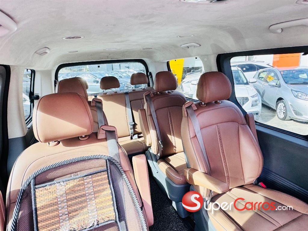 2022 Hyundai Staria — foto 6 / 12
