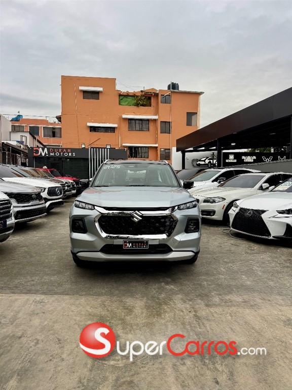2025 Suzuki Grand Vitara Limited — foto 2 / 12