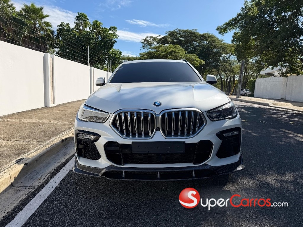 2021 BMW X 6 xDrive40i — foto 3 / 9