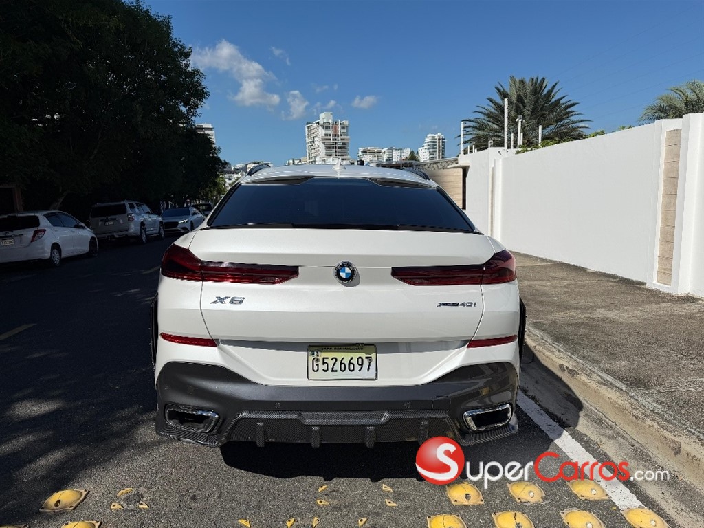 2021 BMW X 6 xDrive40i — foto 6 / 9