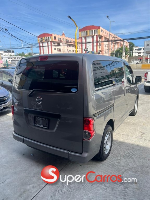 2020 Nissan NV 200 — foto 7 / 12