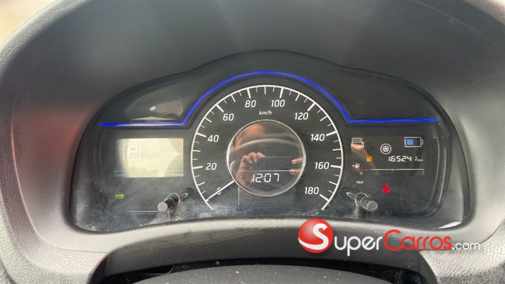 2020 Nissan Note E-Power — foto 8 / 12