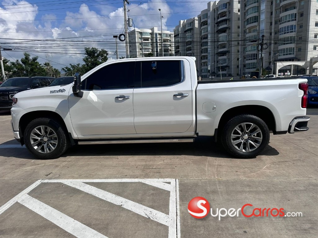 2021 Chevrolet Silverado High Country — foto 7 / 12