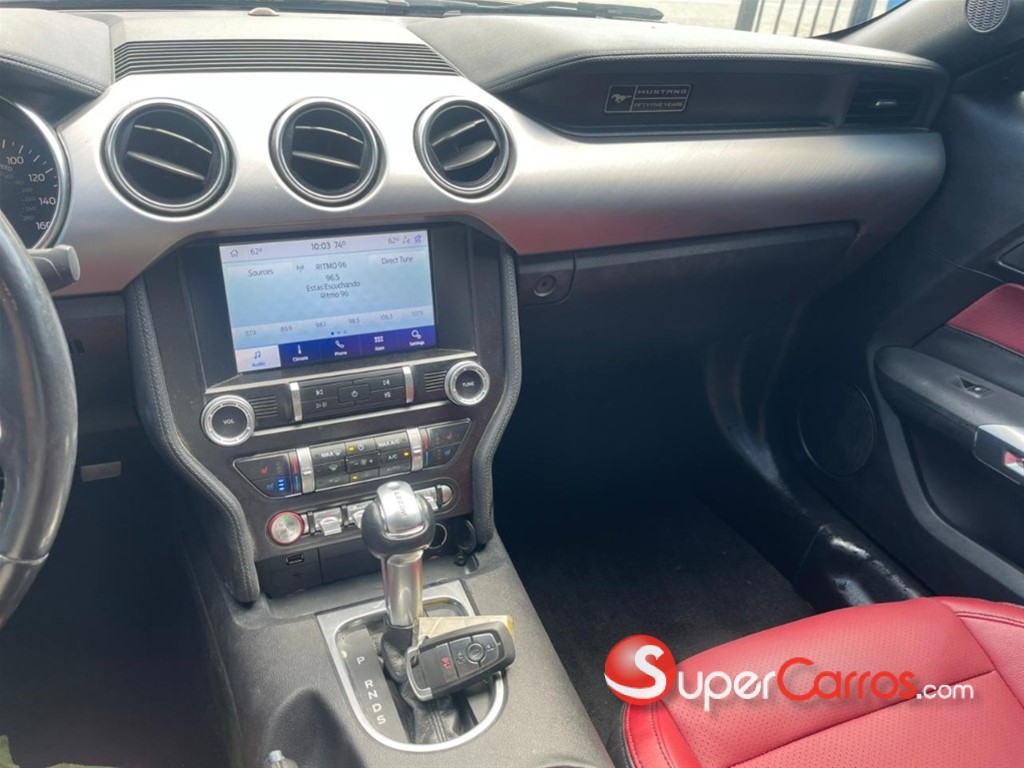 2020 Ford Mustang Ecoboost — foto 6 / 11