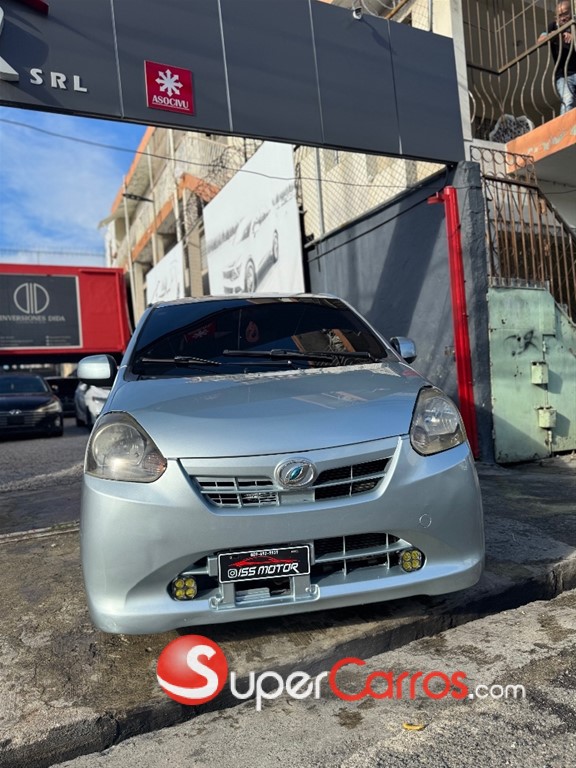 2014 Daihatsu Mira — foto 2 / 10
