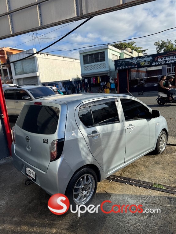 2014 Daihatsu Mira — foto 5 / 10