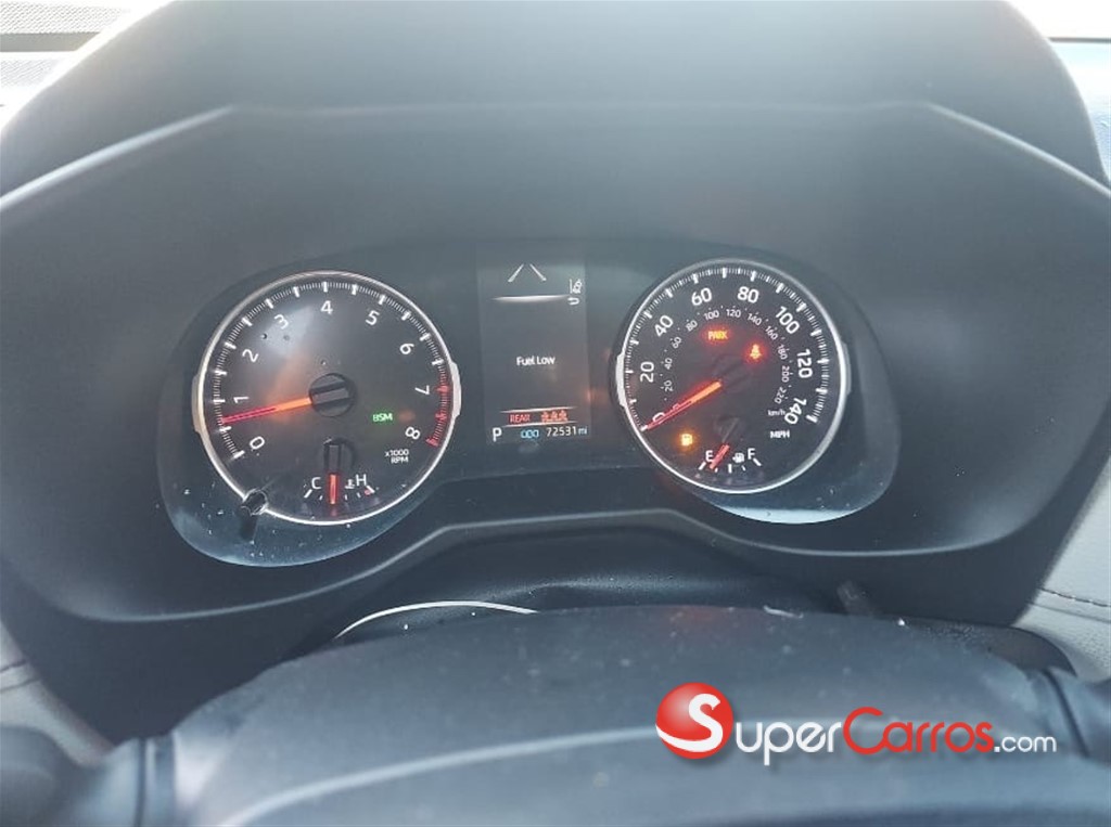 2020 Toyota RAV4 XLE Premium — foto 5 / 11