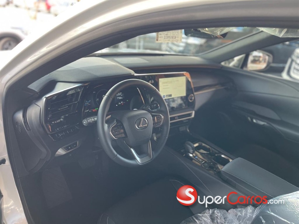 2026 Lexus RX 350H — foto 6 / 12
