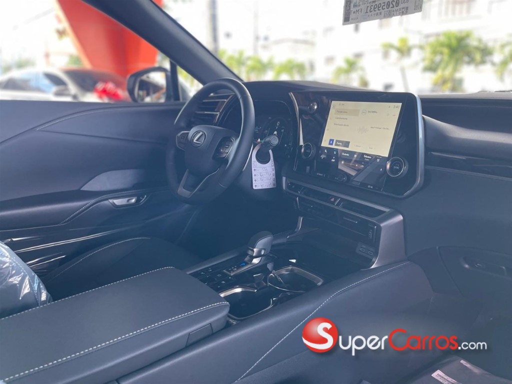 2026 Lexus RX 350H — foto 9 / 12