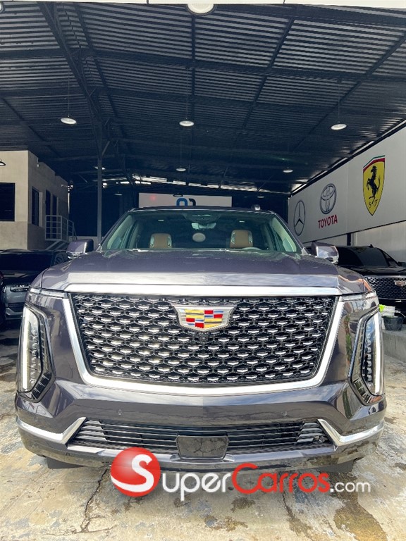 2025 Cadillac Escalade Premium Luxury — foto 2 / 12