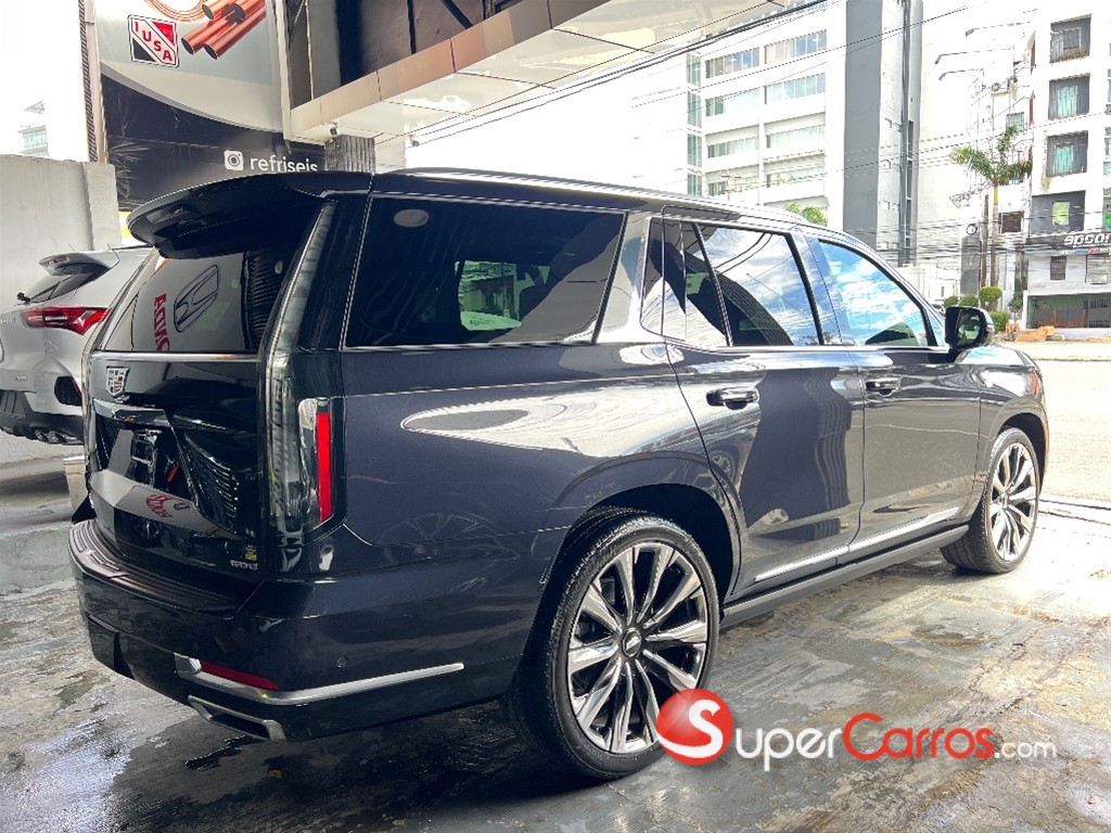 2025 Cadillac Escalade Premium Luxury — foto 4 / 12