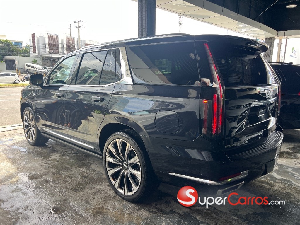 2025 Cadillac Escalade Premium Luxury — foto 8 / 12