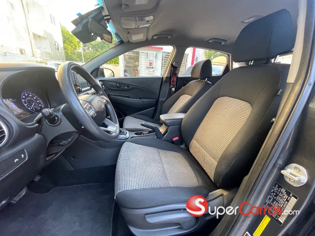 2020 Hyundai KONA SEL — foto 5 / 8