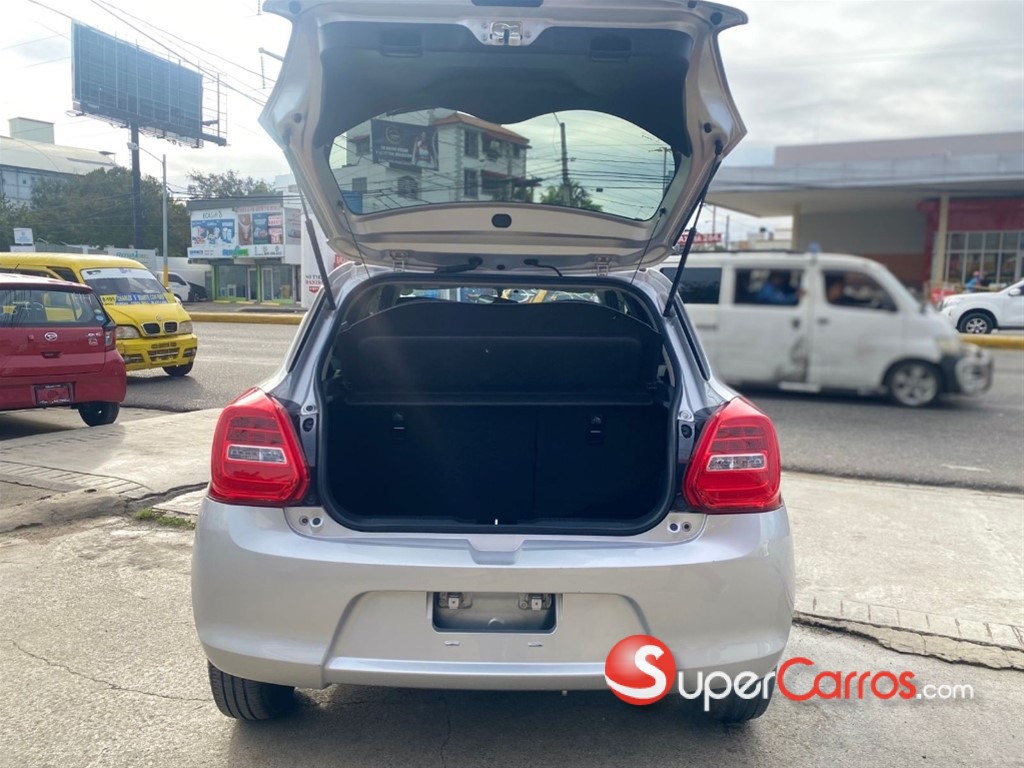 2020 Suzuki Swift — foto 6 / 11