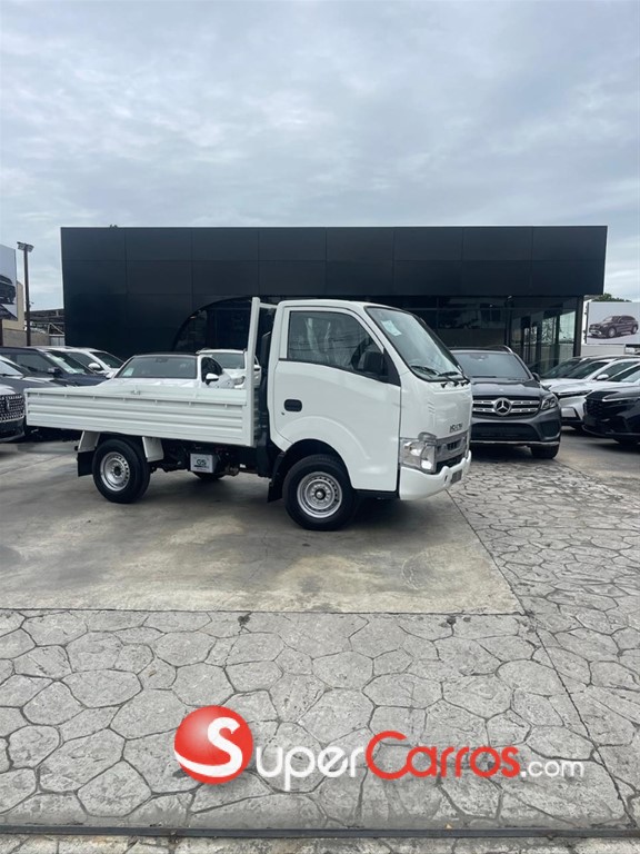 2026 Isuzu Traviz 10 Pies — foto 2 / 12