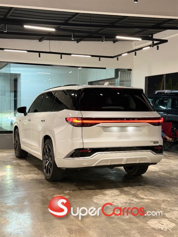 2024 Lexus TX 500h F SPORT Performance Premium — foto 5 / 12