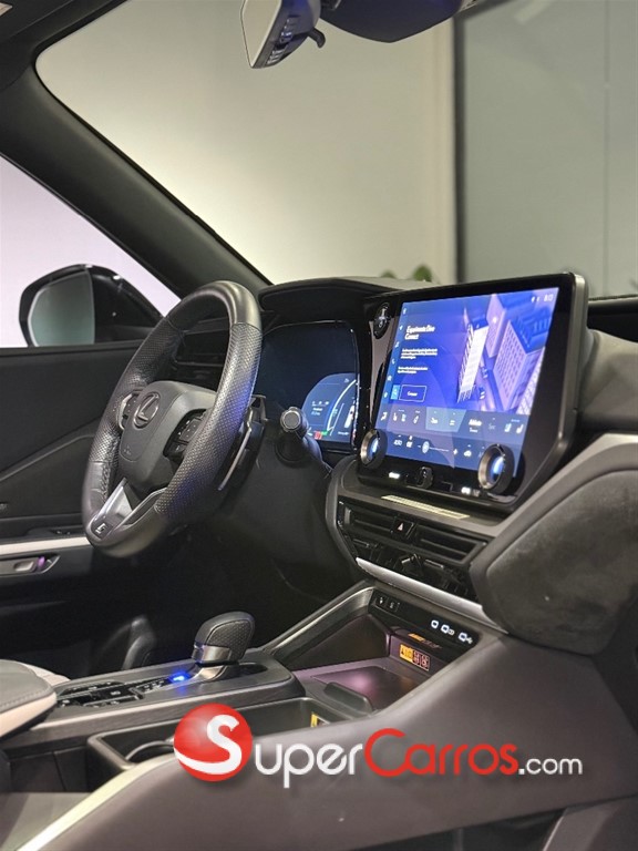 2024 Lexus TX 500h F SPORT Performance Premium — foto 10 / 12