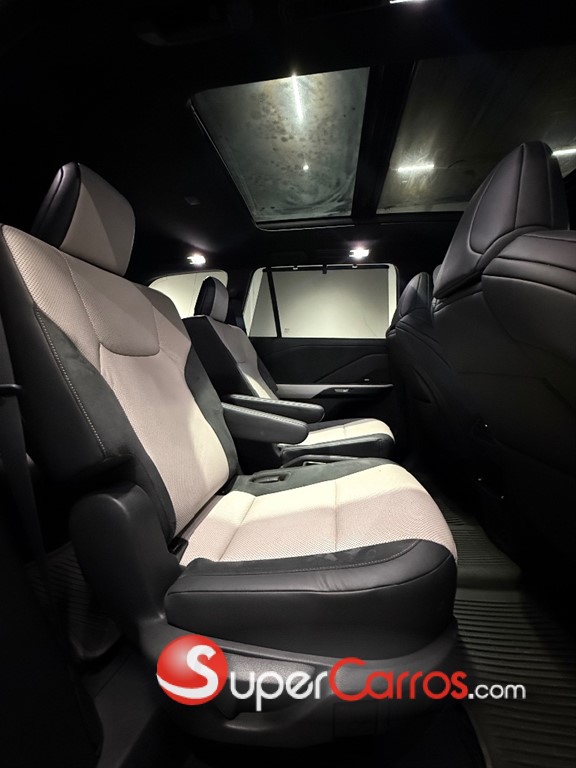 2024 Lexus TX 500h F SPORT Performance Premium — foto 12 / 12