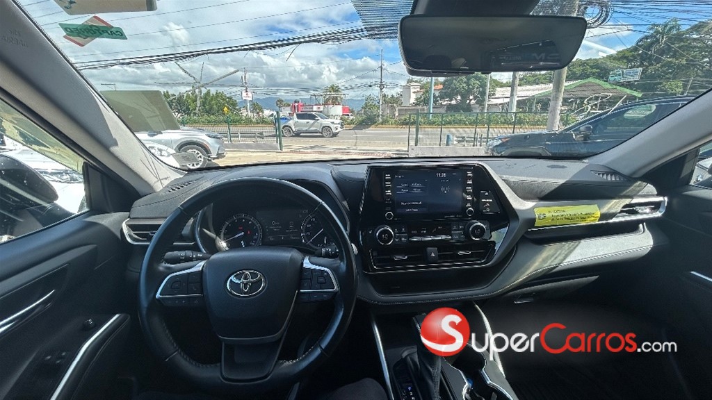 2022 Toyota Highlander XLE — foto 9 / 10