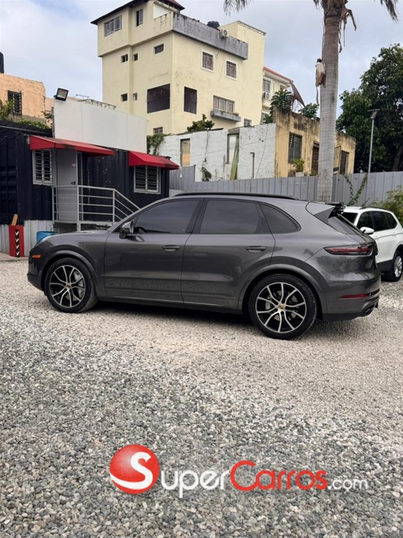 2019 Porsche Cayenne Turbo — foto 5 / 12