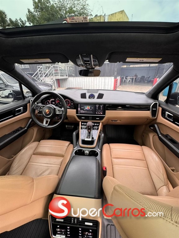 2019 Porsche Cayenne Turbo — foto 8 / 12