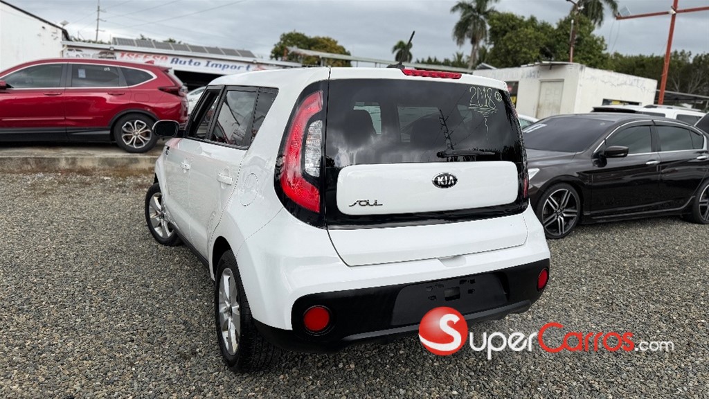 2018 Kia Soul LX — foto 4 / 9