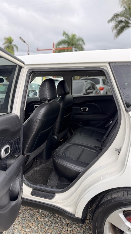 2018 Kia Soul LX — foto 5 / 9