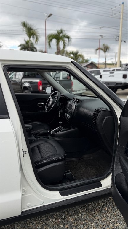 2018 Kia Soul LX — foto 7 / 9