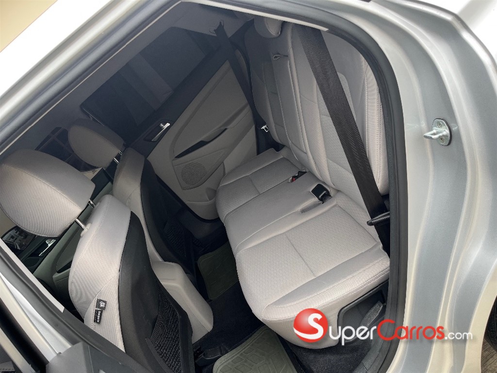 2019 Hyundai Tucson SE — foto 8 / 11