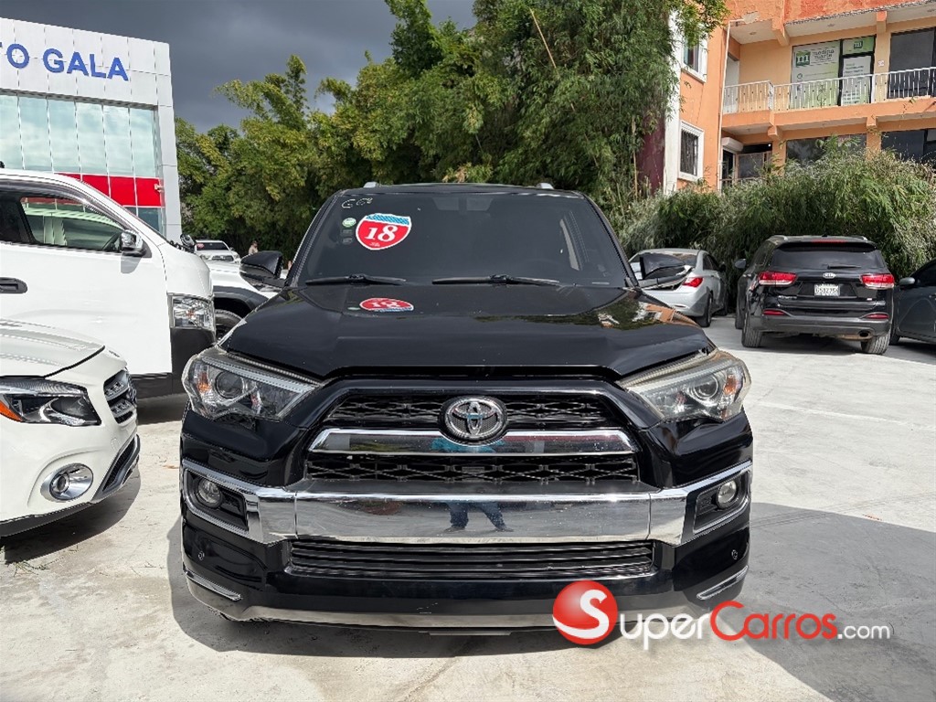 2018 Toyota 4 Runner Limited — foto 2 / 9