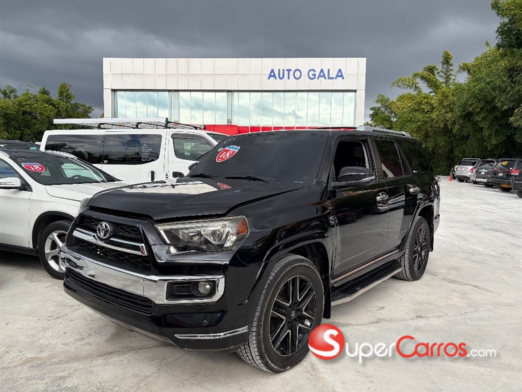 2018 Toyota 4 Runner Limited — foto 3 / 9