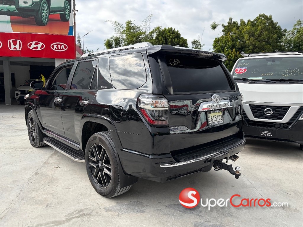 2018 Toyota 4 Runner Limited — foto 4 / 9