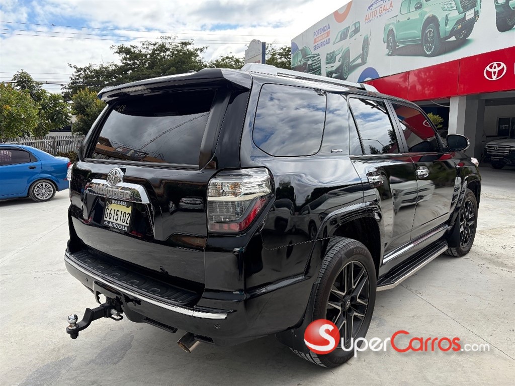 2018 Toyota 4 Runner Limited — foto 5 / 9
