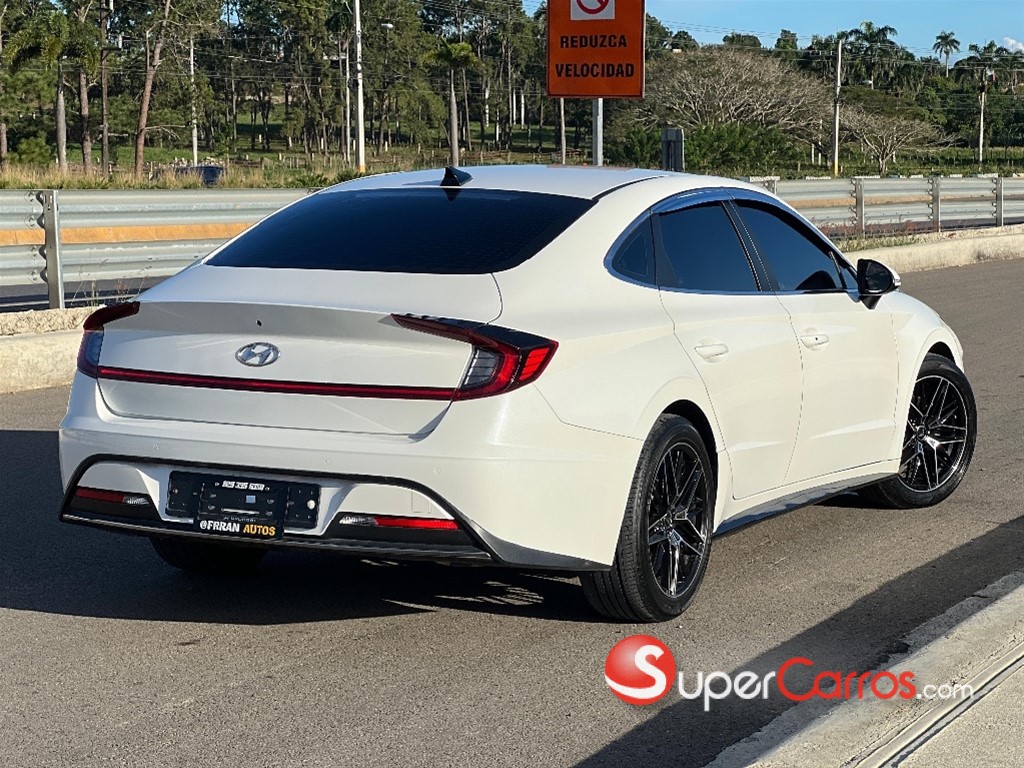 2022 Hyundai Sonata DN8 — foto 4 / 12