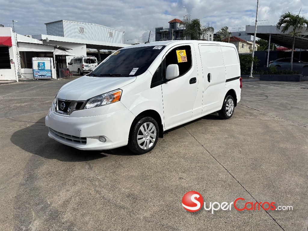 2020 Nissan NV 200