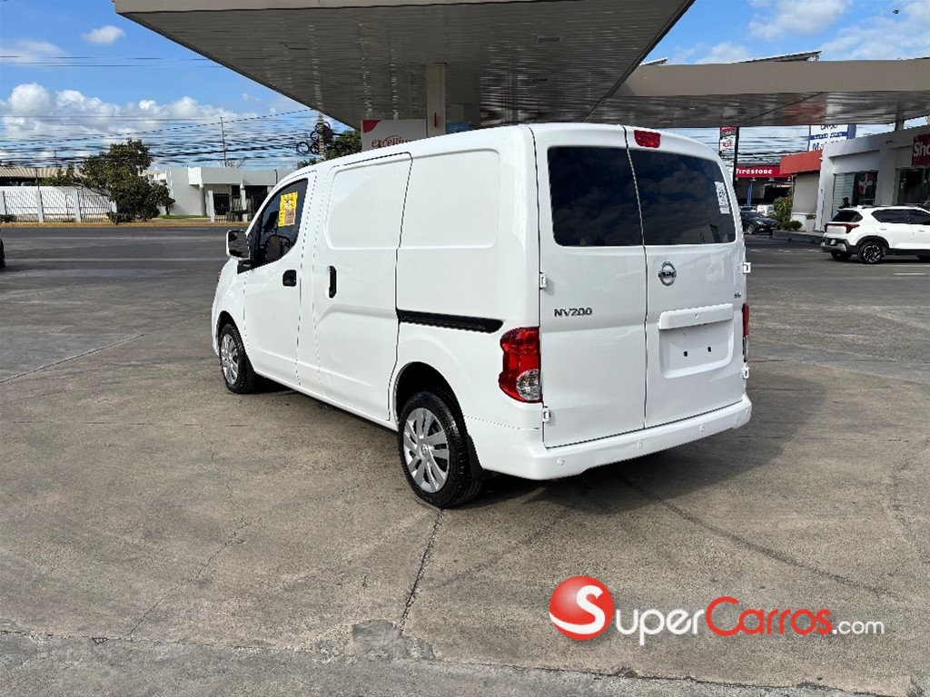 2020 Nissan NV 200 — foto 4 / 10