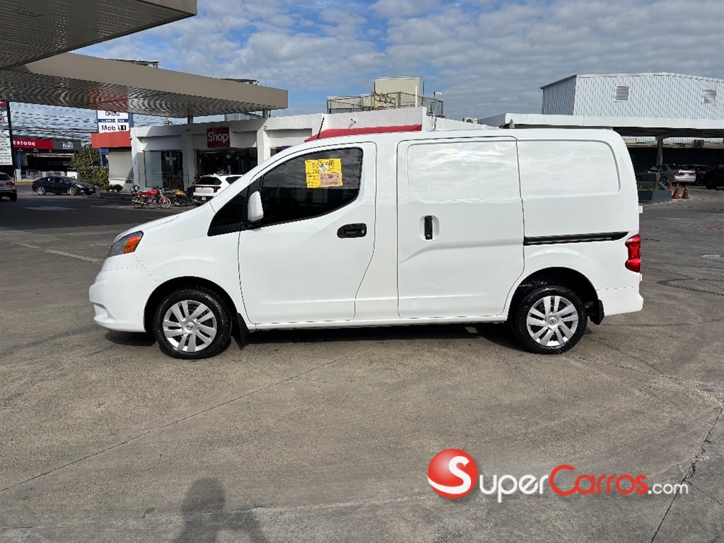 2020 Nissan NV 200 — foto 10 / 10