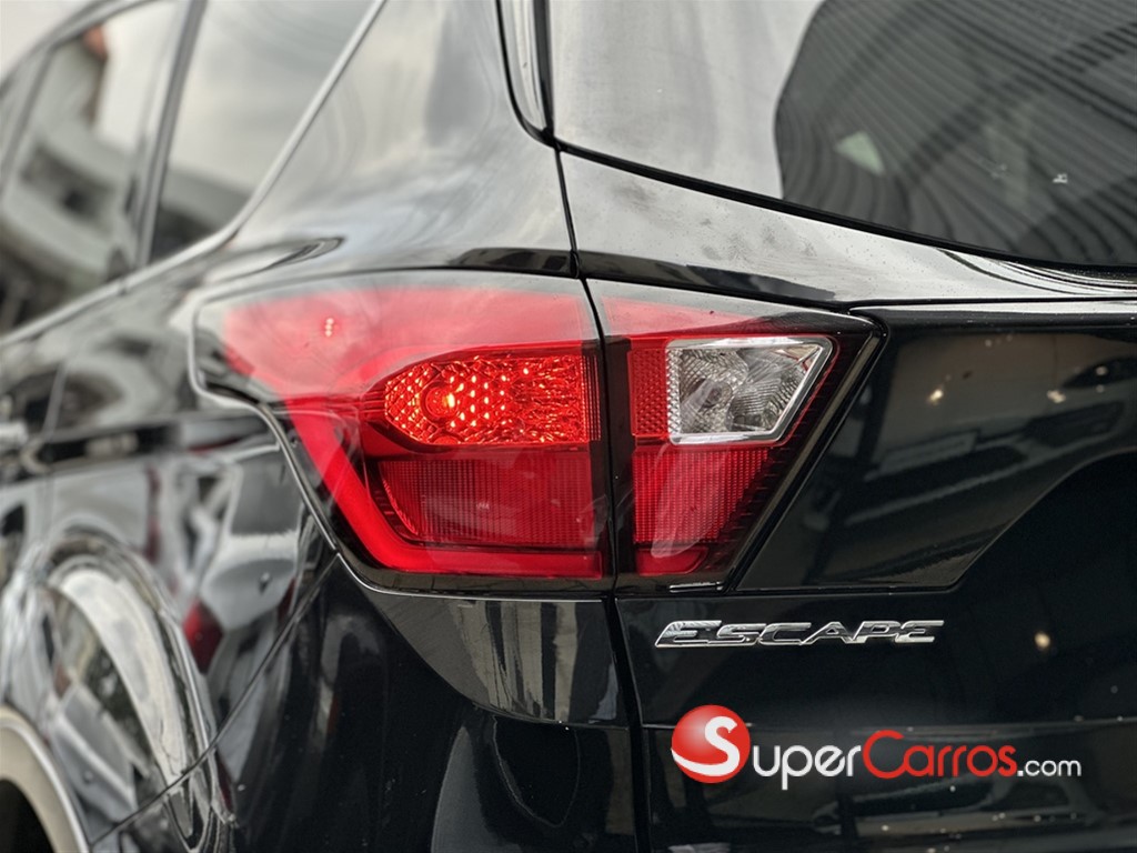2019 Ford Escape SEL Ecoboost — foto 4 / 12