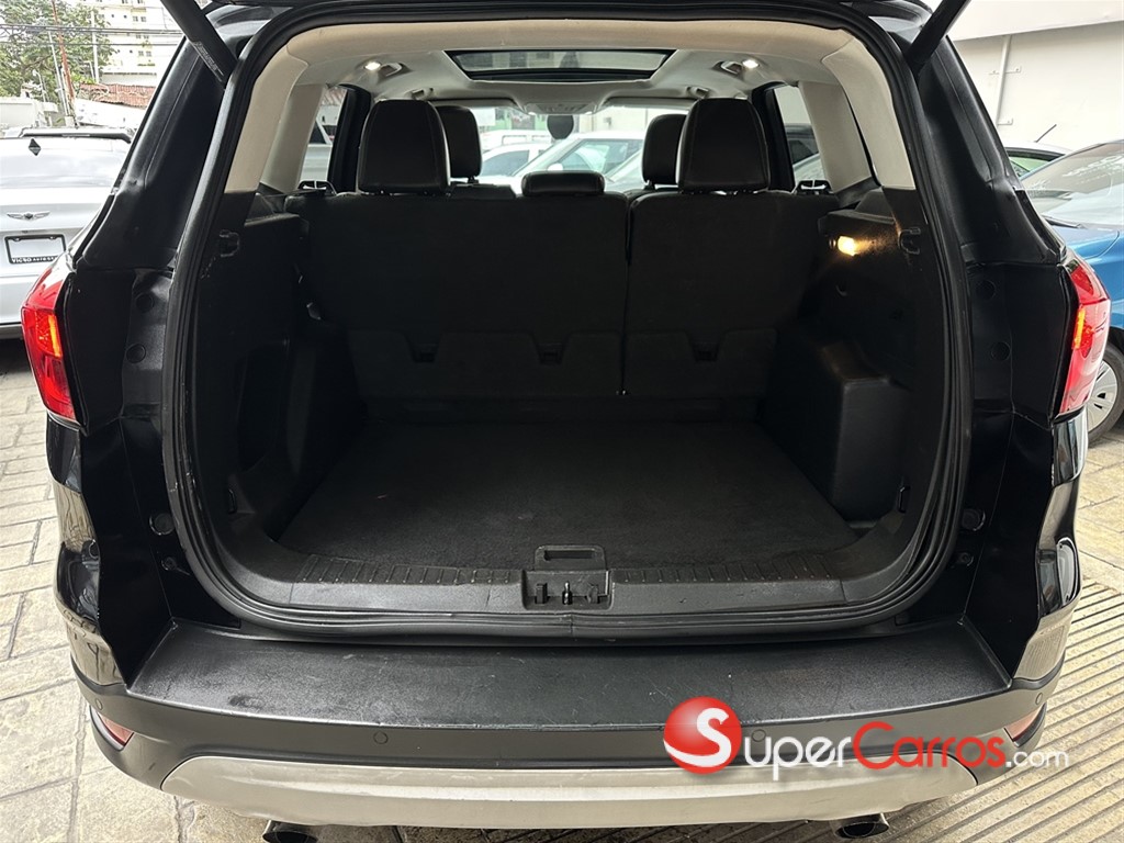 2019 Ford Escape SEL Ecoboost — foto 11 / 12