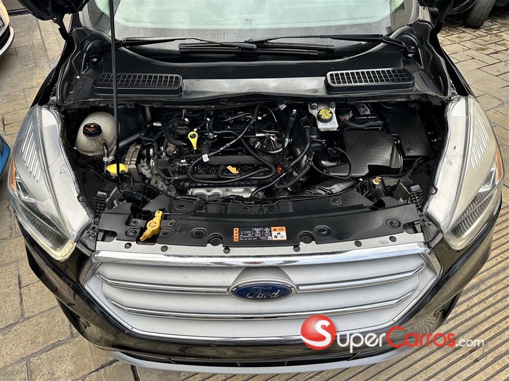 2019 Ford Escape SEL Ecoboost — foto 12 / 12