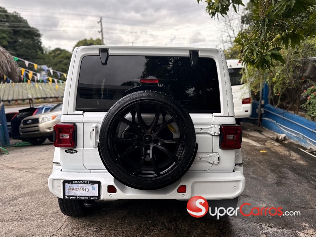 2022 Jeep Wrangler Unlimited Sahara — foto 5 / 12