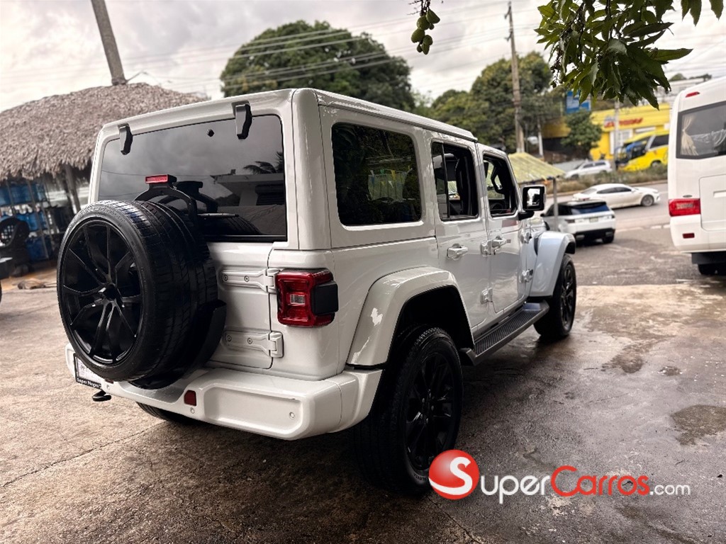 2022 Jeep Wrangler Unlimited Sahara — foto 6 / 12
