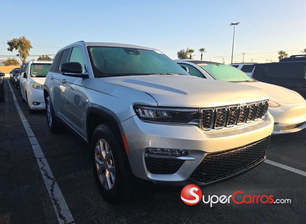 2022 Jeep Grand Cherokee Limited — foto 2 / 11