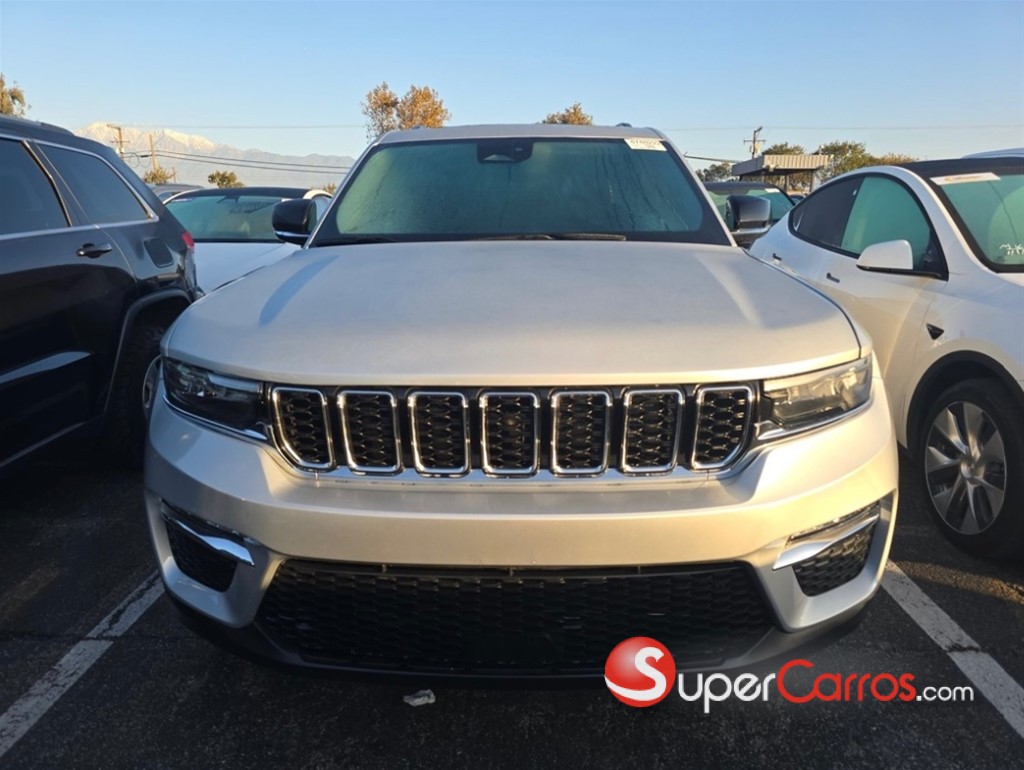 2022 Jeep Grand Cherokee Limited — foto 3 / 11