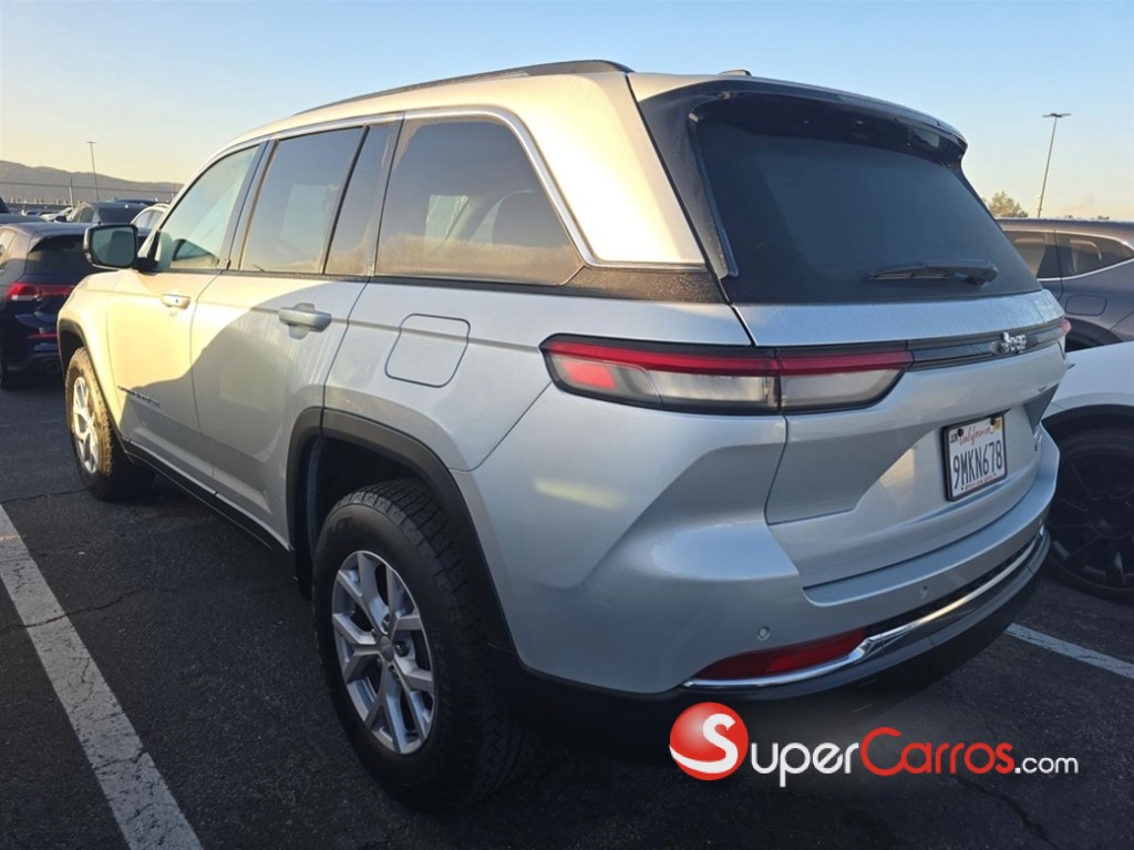 2022 Jeep Grand Cherokee Limited — foto 6 / 11