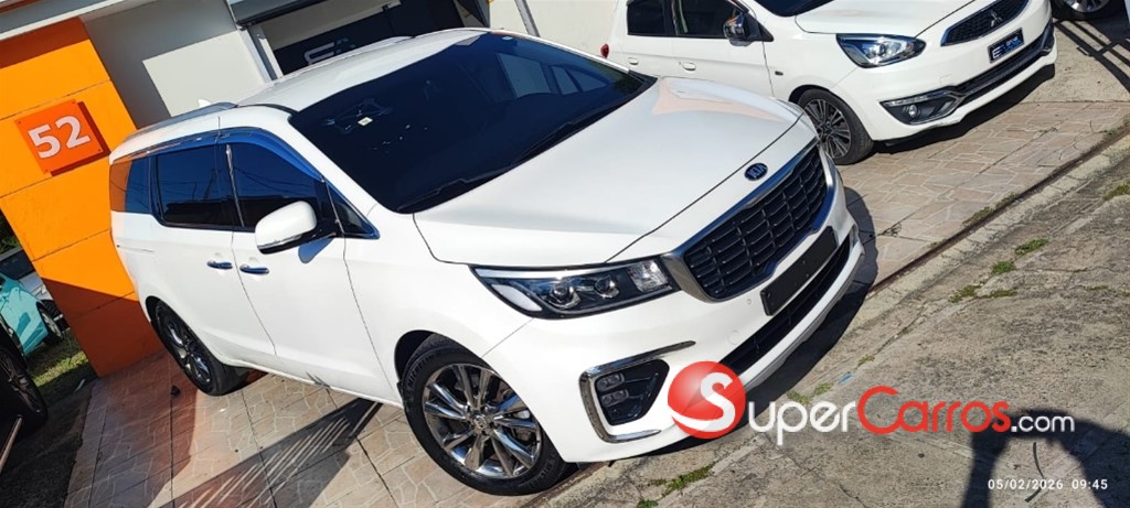 2020 Kia Carnival — foto 2 / 12