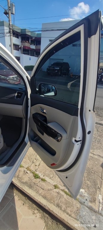 2020 Kia Carnival — foto 11 / 12