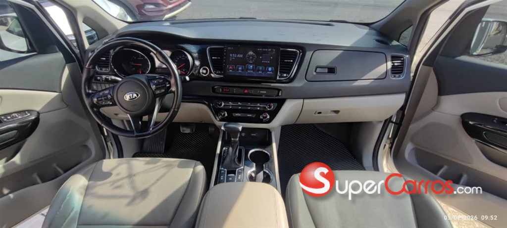 2020 Kia Carnival — foto 12 / 12
