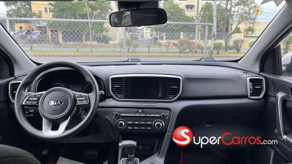 2020 Kia Sportage — foto 9 / 12