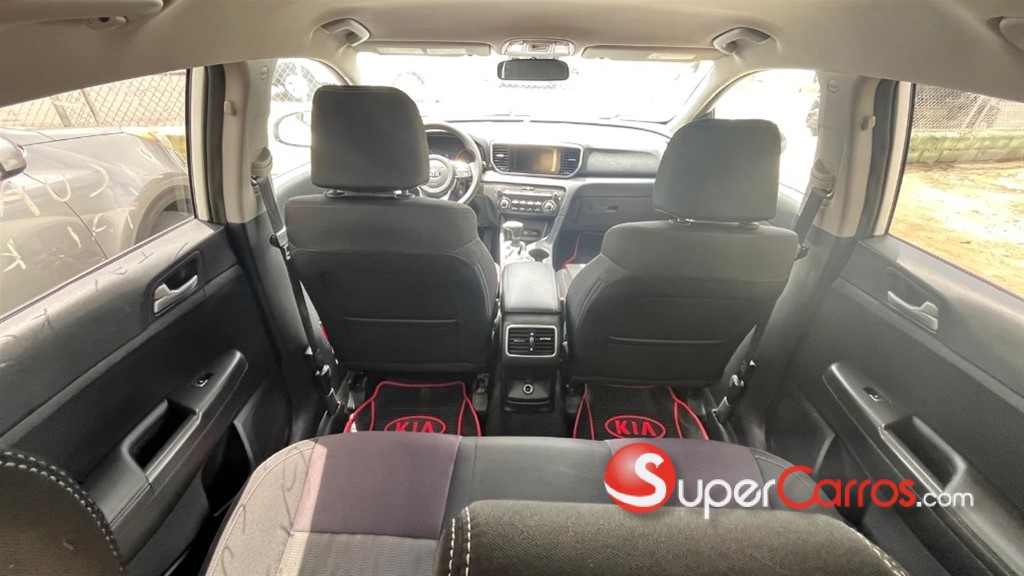 2020 Kia Sportage — foto 11 / 12